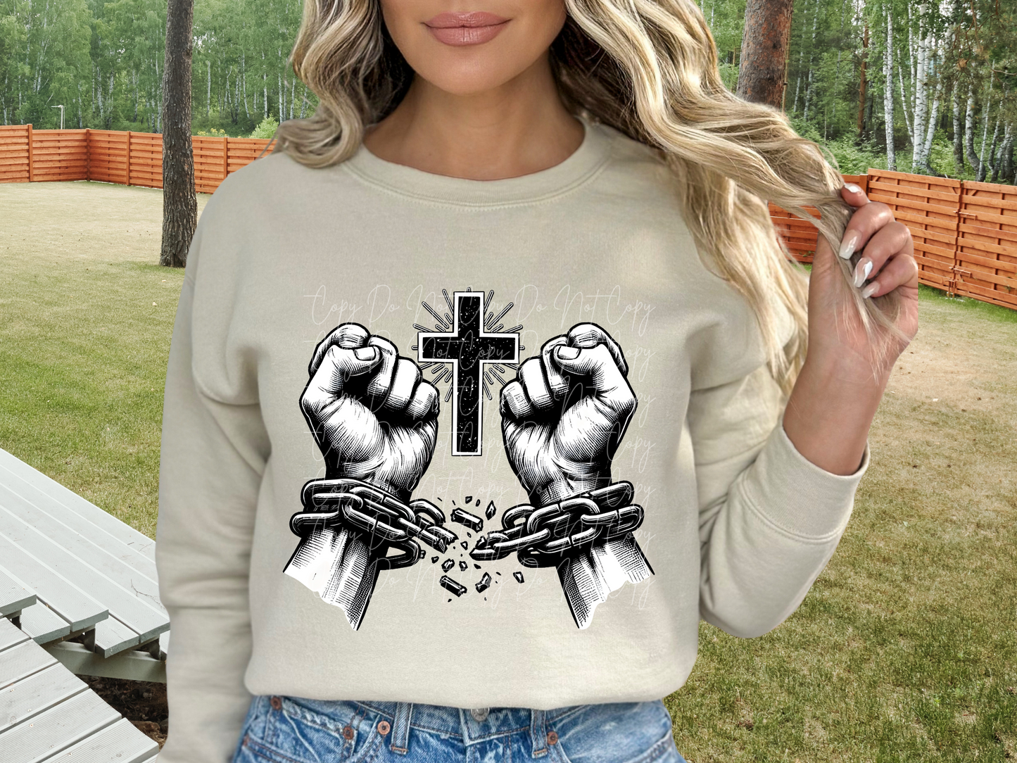 God Breaks Chains DTF Transfer - TED1222